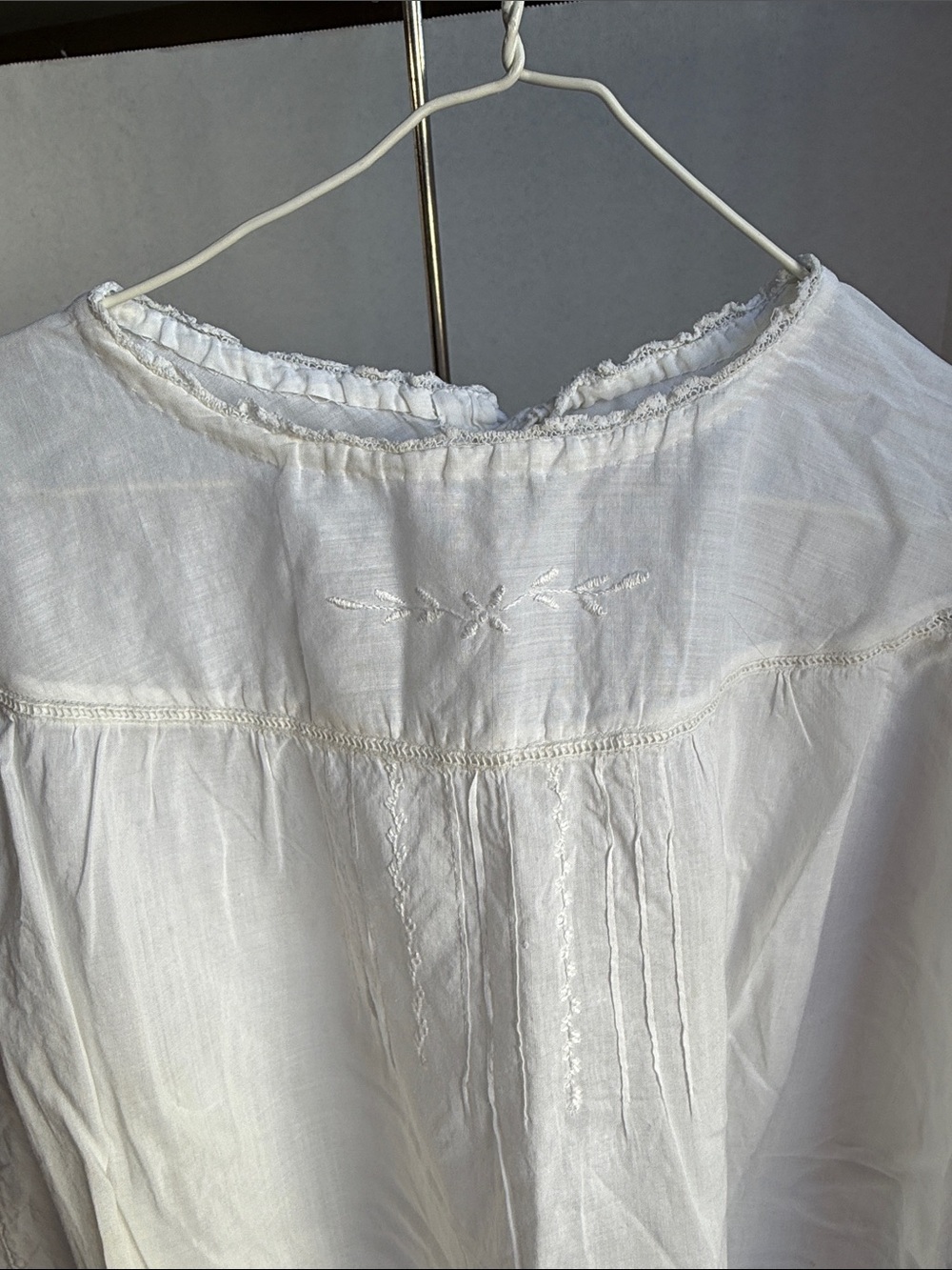 Antique Edwardian Child’s White Cotton Nightgown Embroidered Lace Trim